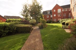 Lovell Court - click for photo gallery